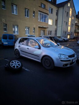 Volkswagen Golf 5 - 11