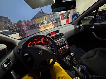 Peugeot 308 1.6HDI 2008 - 11