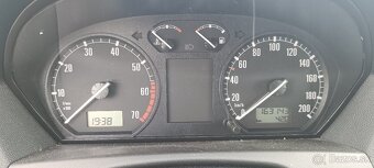 Škoda Fabia limuzína - 11