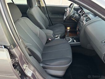 RENAULT MEGANE GRANTOUR 1.6 BENZIN, NOVA STK - 11