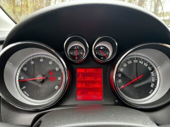 Opel Astra 1.4 Turbo Enjoy - 11