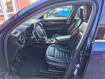 Alfa Romeo Stelvio 2.2 JTDM Super Q4 - 11