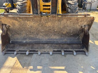 KOMATSU WB93S-5EO - 11