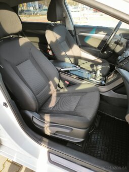 Hyundai i40 CW 1,7 CRDi/ 104 kW - 11