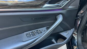 BMW 520d Touring Sport Line – Belgicko, servis BMW, TOP stav - 11