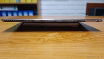 APPLE  IPAD AIR 2 Generacie - 11