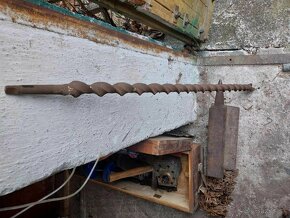 Vypratavame dom po starých rodičoch - 11