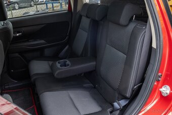 Mitsubishi Outlander 2.0 MIVEC LPG ,A/T, 4x4,7.Miest - 11