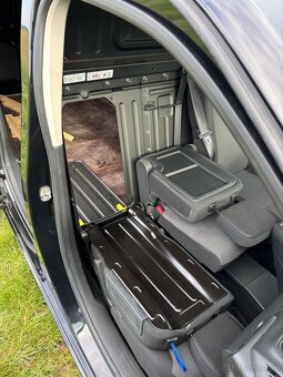 Opel Combo 1.5 75kw 2019 - 11