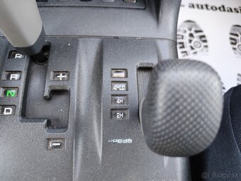 Mitsubishi Pajero 3.2 - 11