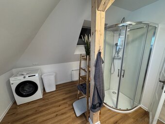 Na prenájom – priestranný 2 izbový byt 120 m² v Šulekove - 11