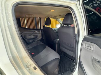 Mitsubishi L200 2.4 DI-D Double Cab - 11
