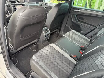 VW Tiguan R-Line 2:0 TDI DSG - 11