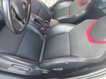 ŠKODA OCTAVIA RS COMBI DSG TDI - 11