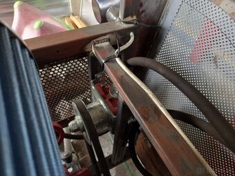 Traktor domácej vyroby - 11