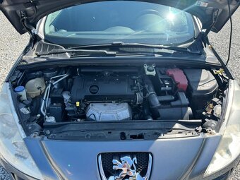 Peugeot 308 1.4 Benzín - 11