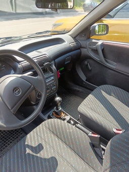 Predám opel astra classic 1.4 GL - 11