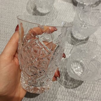 Brúsené sklo Bohemia Crystal - džbán + poháre - 11