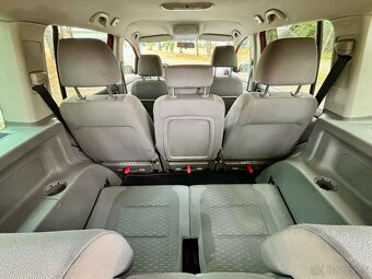 Volkswagen Touran 1.9 TDi, 2009, 7 miestny - 11