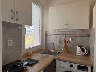 1-izb. byt s balkónom blízko centra - Martin -Sklabinská ul. - 11