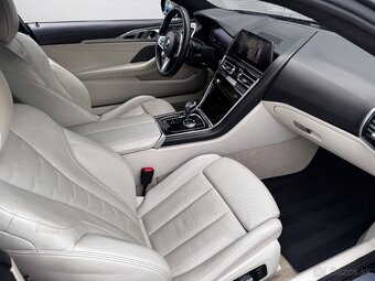 BMW Rad 8 Coupé 840d xDrive - 11