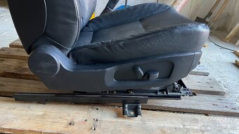 BMW E60 elektrické sedačky, zadné sklápateľné - 11