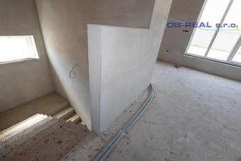 C_Predaj 3izb bytu 103m2 na 1.poschodí tehl. bytovky GA-HODY - 11