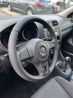 Volkswagen Golf 6 TrendLine 1.6 Benzin + LPG = Top Stav = - 11