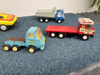 Staré autíčka - 11