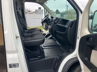 Citroën Jumper 2.0 BlueHDi 130 35+ L4H3 - 11