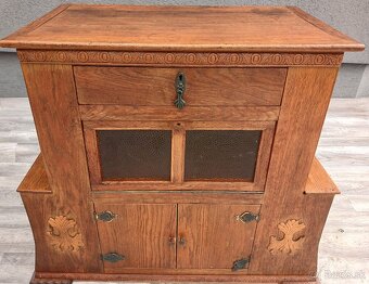 Skrinka dubová starožitná. - 11