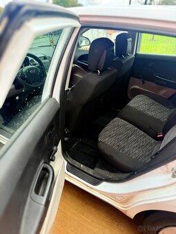 KIA Ceed 2009 1.4 77Kw - 11