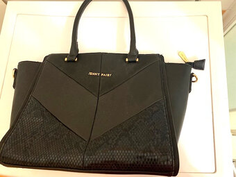 Kabelky-2 kusy-zelená a čierna. - 11