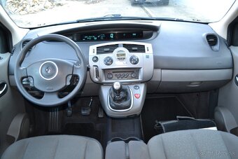 Renault Mégane Scénic 1.5 Dci - 11