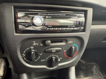 Peugeot 206 + 1.1 Magic - 11