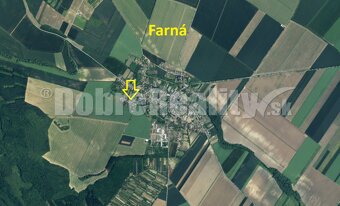 Vidiecky dom s veľkou záhradou v obci Farna - 11