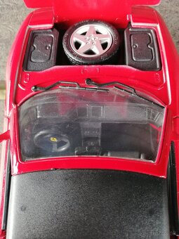 Maisto Ferrari 348 TS, 1:18 - 11