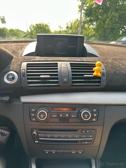 BMW E87 123d Biturbo 150kw/204PS M-Paket, Manuál-6 - 11