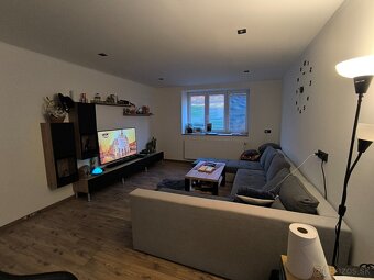 🏡 Na predaj: rodinný dom po kompletnej rekonštrukcii - 11