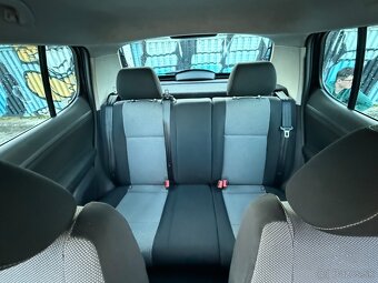 Predám Škoda Fabia II 1.9 TDI Sportline - 11