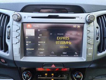 Kia Sportage 2.0 CRDi 184k 4WD Gold - 11