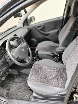 Opel Corsa - 11