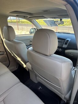 Mitsubishi outlander r. 2008 - 11