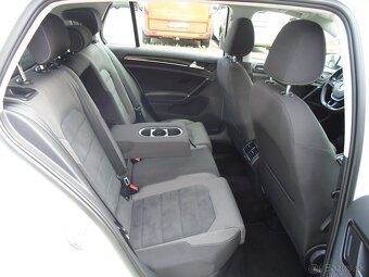 Volkswagen Golf 2.0 TDI BMT Highline DSG automat,DigitalCock - 11