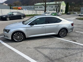 Škoda Superb 3 2.0TDI DSG 4x4 - 11