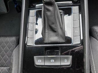 PREDÁM ŠKODA SUPERB 2.0TDI 4x4 140kw - 11