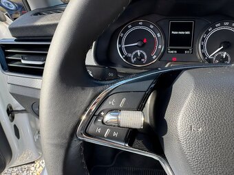 Škoda Kamiq 1.0 TSI Style - 11