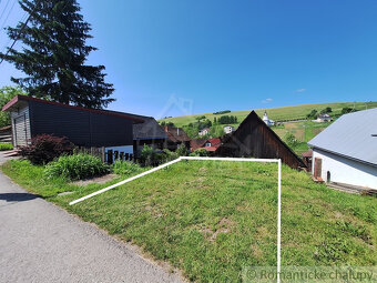 Tradičná drevenica pripravená pre chalupárov, na pozemku s - 11