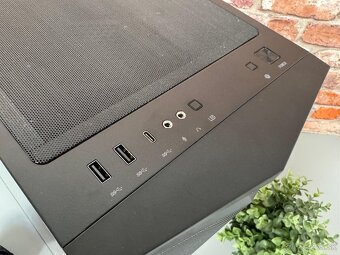 Ryzen 9 7950X3D\64GB\RTX 5080\SSD\1200W Zdroj - 11