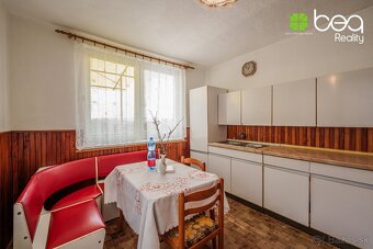 NA PREDAJ: Dom Harakovce a pozemok 2505 m2, okr. Levoča - 11